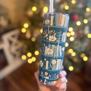 Bookworm Tumbler 20oz